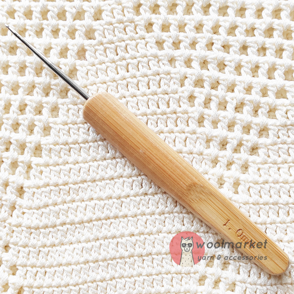 Гачок з бамбуковою ручкою, стальний,  1,0мм