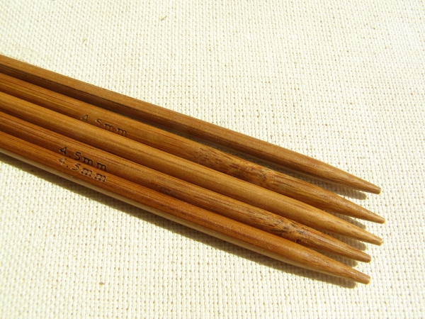 Чулочные бамбуковые спицы 20см, 4,5мм