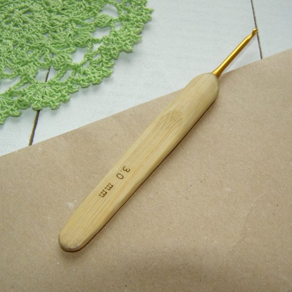 Гачок з бамбуковою ручкою, стальний, 3,0мм
